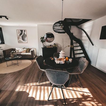 Вилла Het Amsterdamse Raadhuisje Landsmeer Экстерьер фото